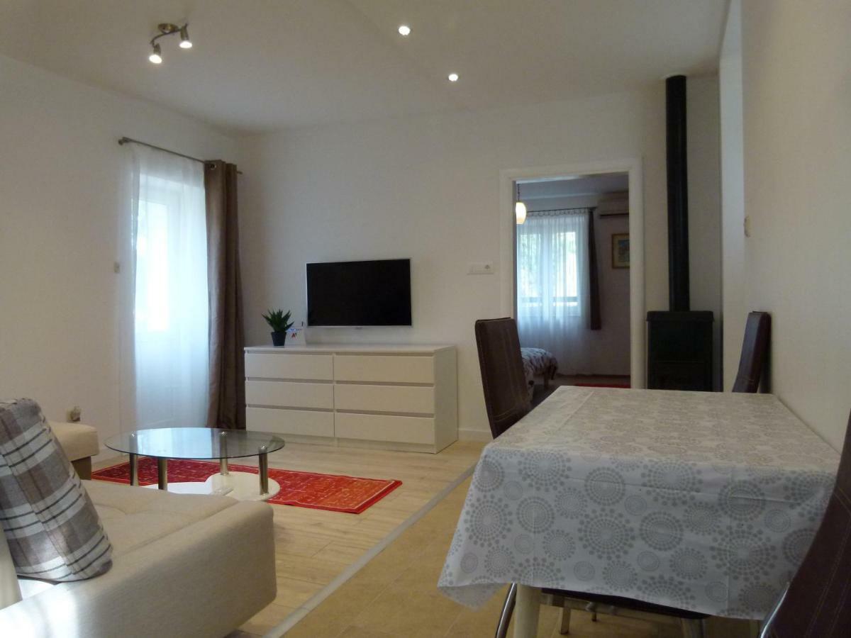 Dalmatian Stone House Angela Villa เดอร์นิช ภายนอก รูปภาพ