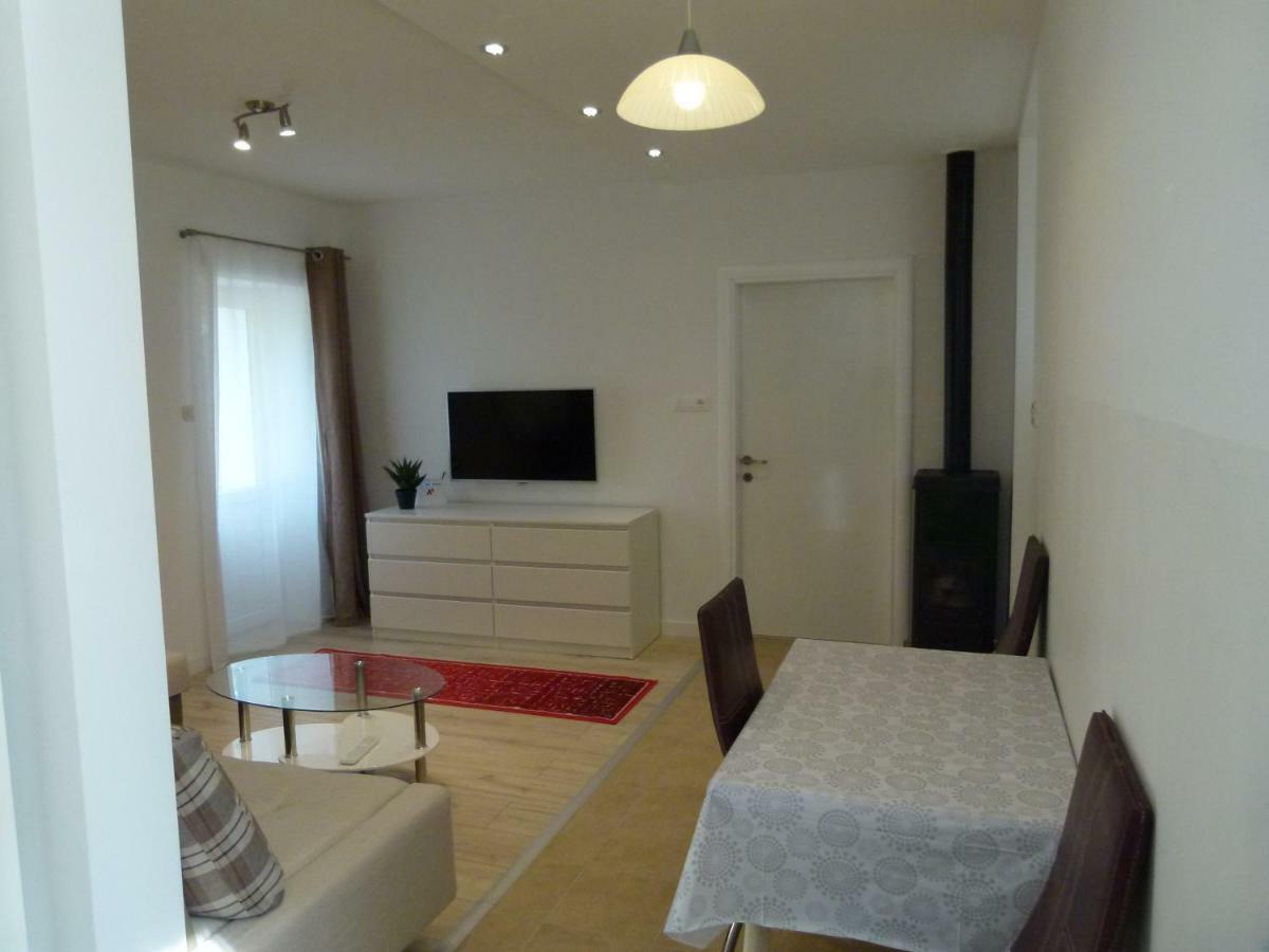 Dalmatian Stone House Angela Villa เดอร์นิช ภายนอก รูปภาพ